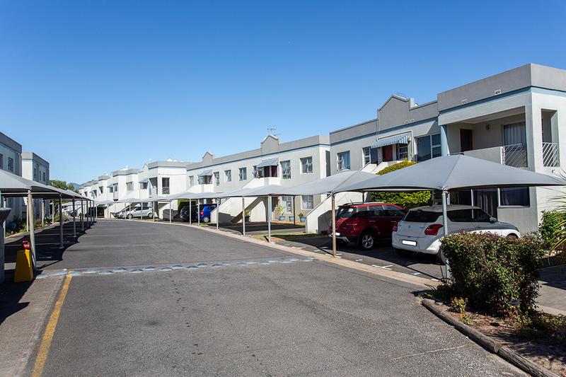 2 Bedroom Property for Sale in Ferndale Western Cape